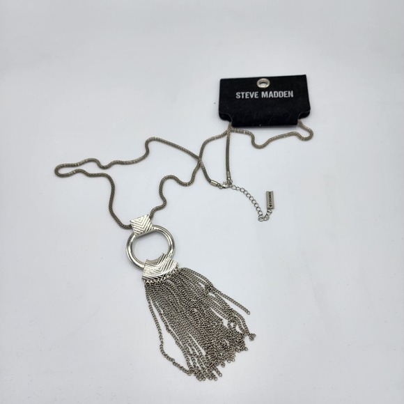 Steve Madden NWT silver tone snake chain with chain fringe pendant long necklace - Picture 2 of 9